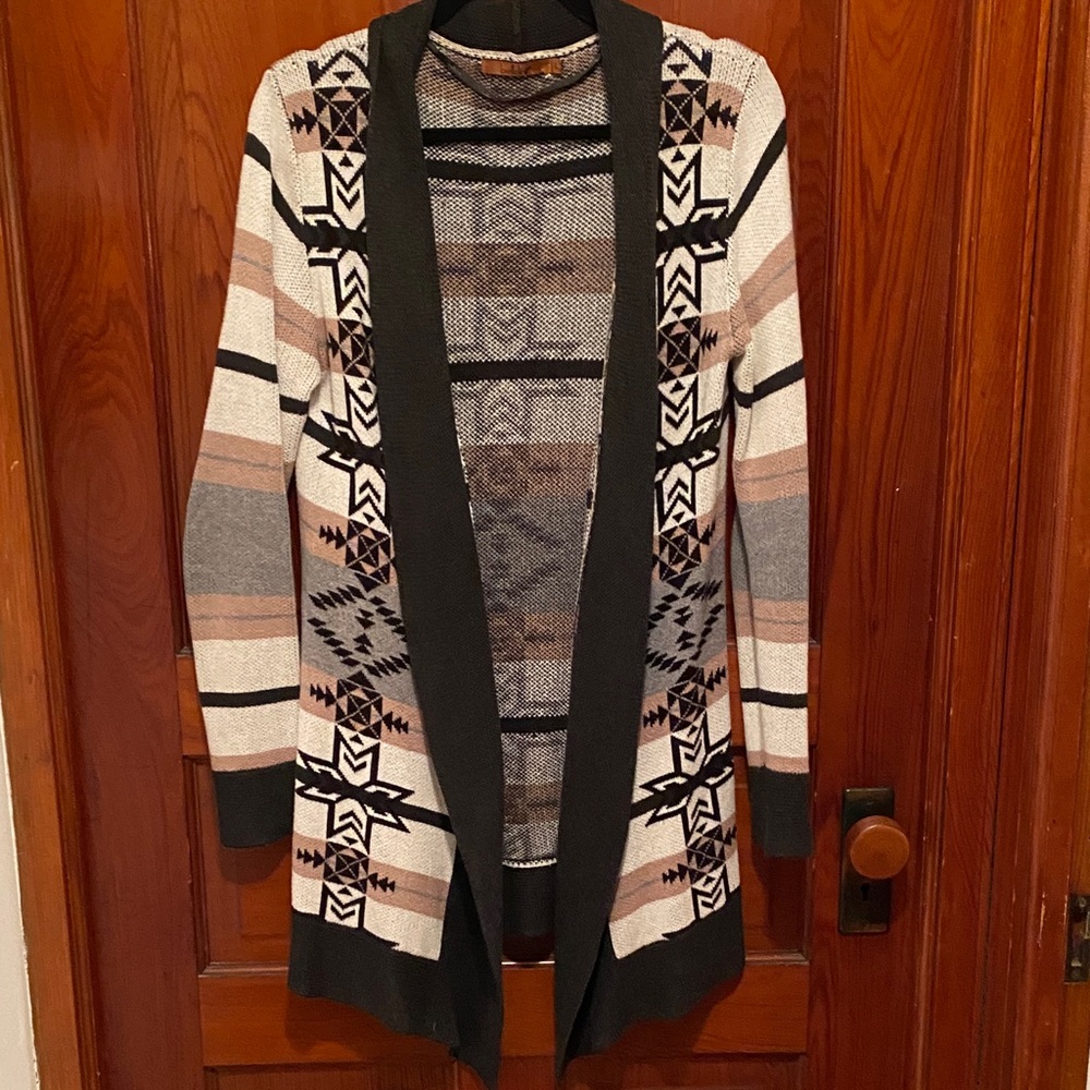 Belldini Black and Cream Patterned Cardigan